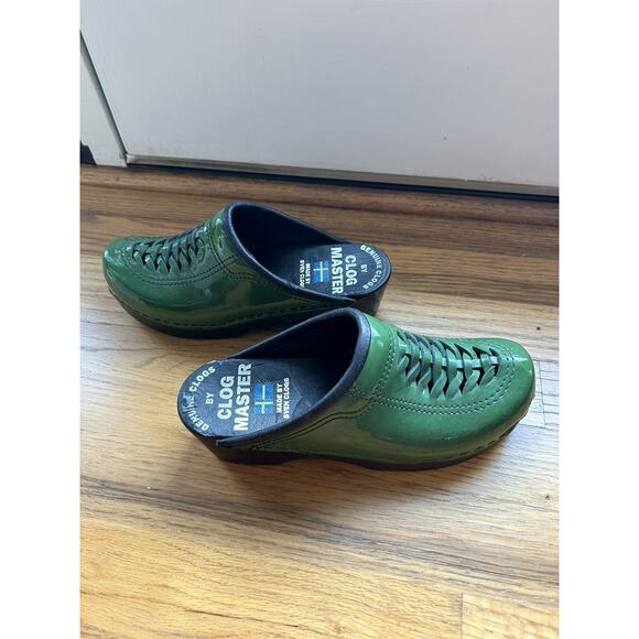 SVEN Clogs Clogmaster Vintage Wooden clogs size 35 womens 5 Green Patent Leather - Picture 4 of 9
